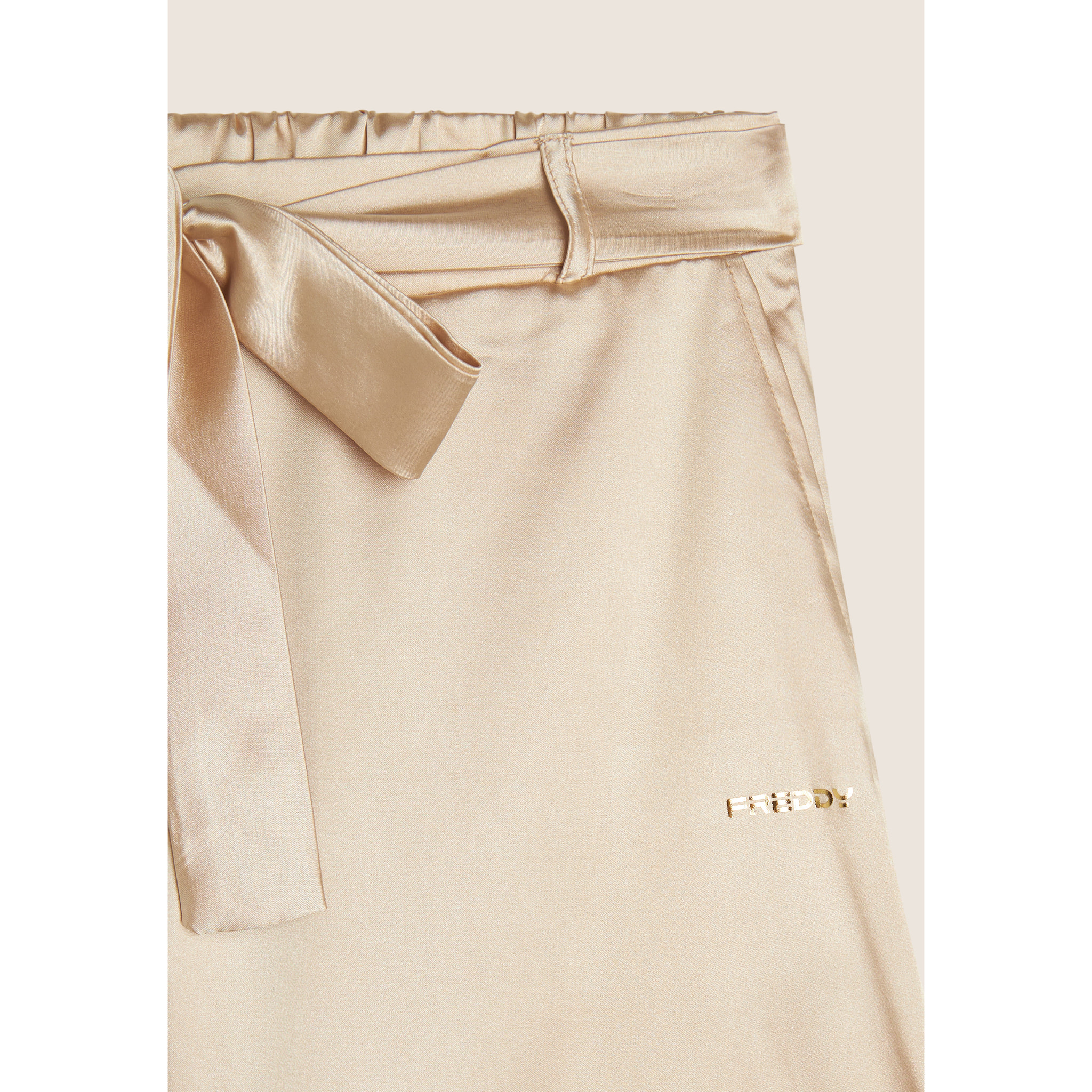 Pantaloni corti Donna Eleganti con chiusura a Fiocco