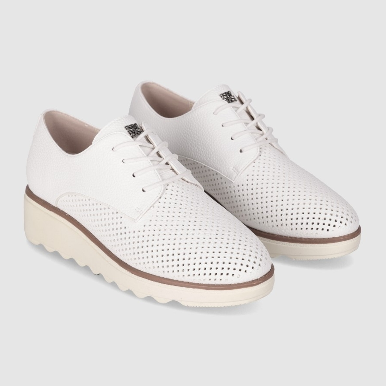 Zapatos de Piel - Beig - Tacón: 5 cm