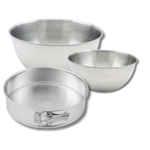 Set comprenant 1 Moule à manqué charnière 28 cm, 1 spatule Zenker et 2 bols à mixer en inox Fackelmann