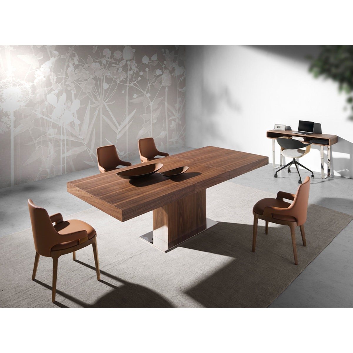 Silla Angel Cerdá tapizada en polipiel en marrón con estructura de patas de madera en nogal 51x58x79cm