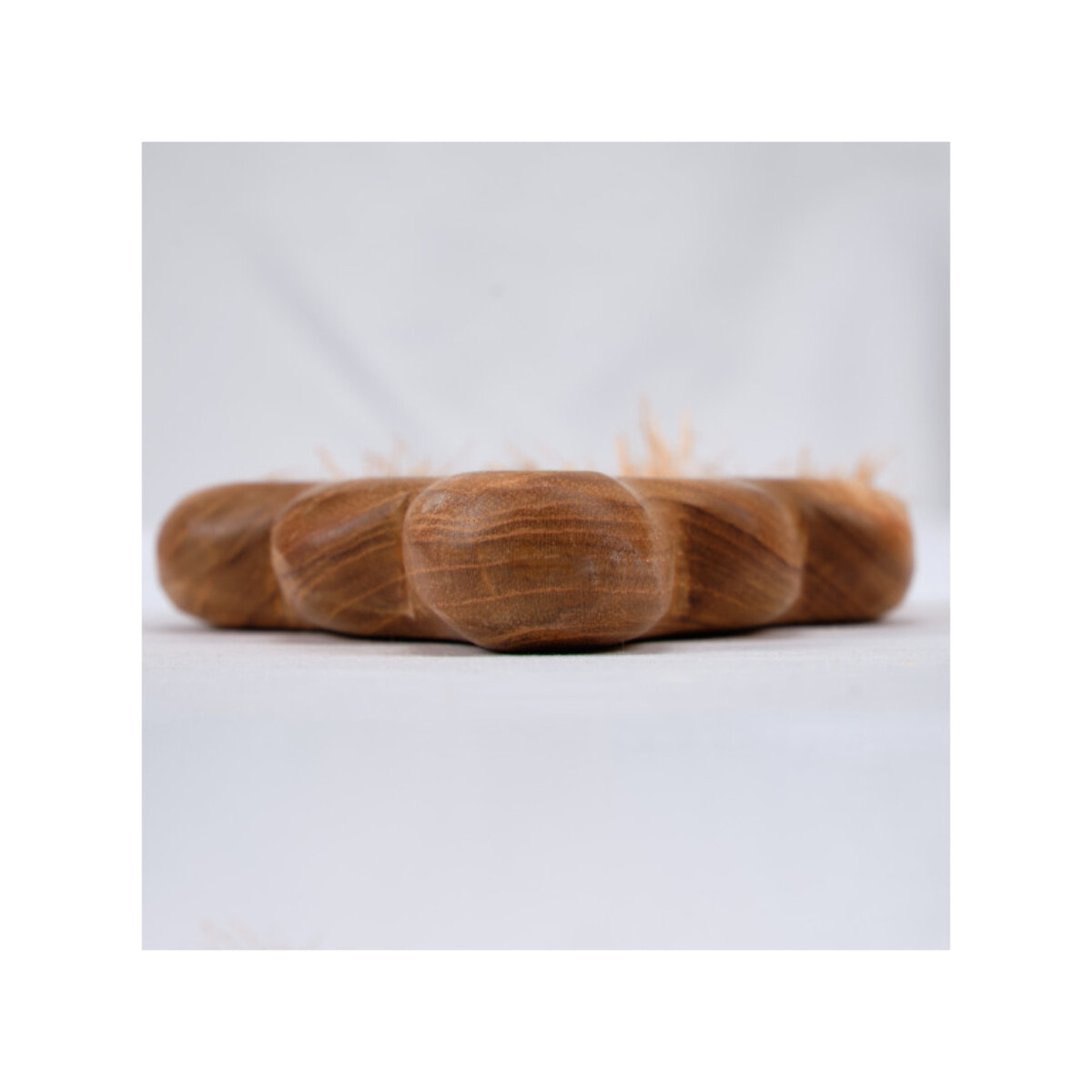 Brosse de nettoyage triangle en fibres d'ananas et bois de teck - LUGO