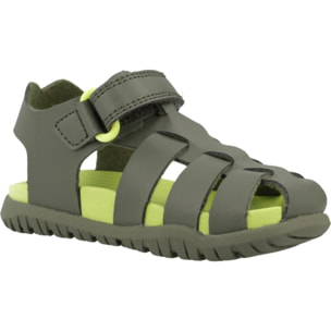 Sandalias Niño de la marca GEOX  modelo B SANDAL FUSBETTO BO VERDE