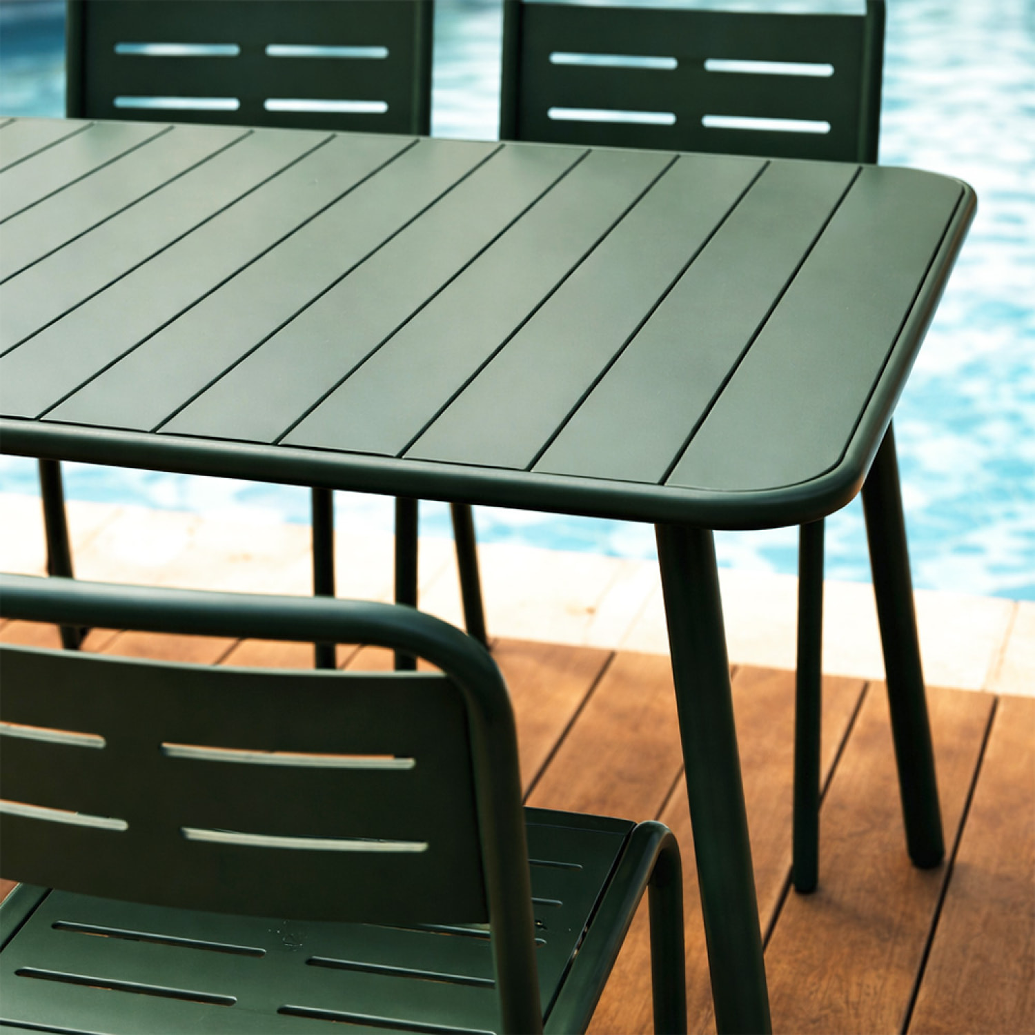 Ensemble table de jardin 120 cm et 4 chaises vert EVORA