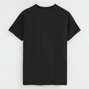 Camiseta negra de manga corta con logo engomado Rigby Go