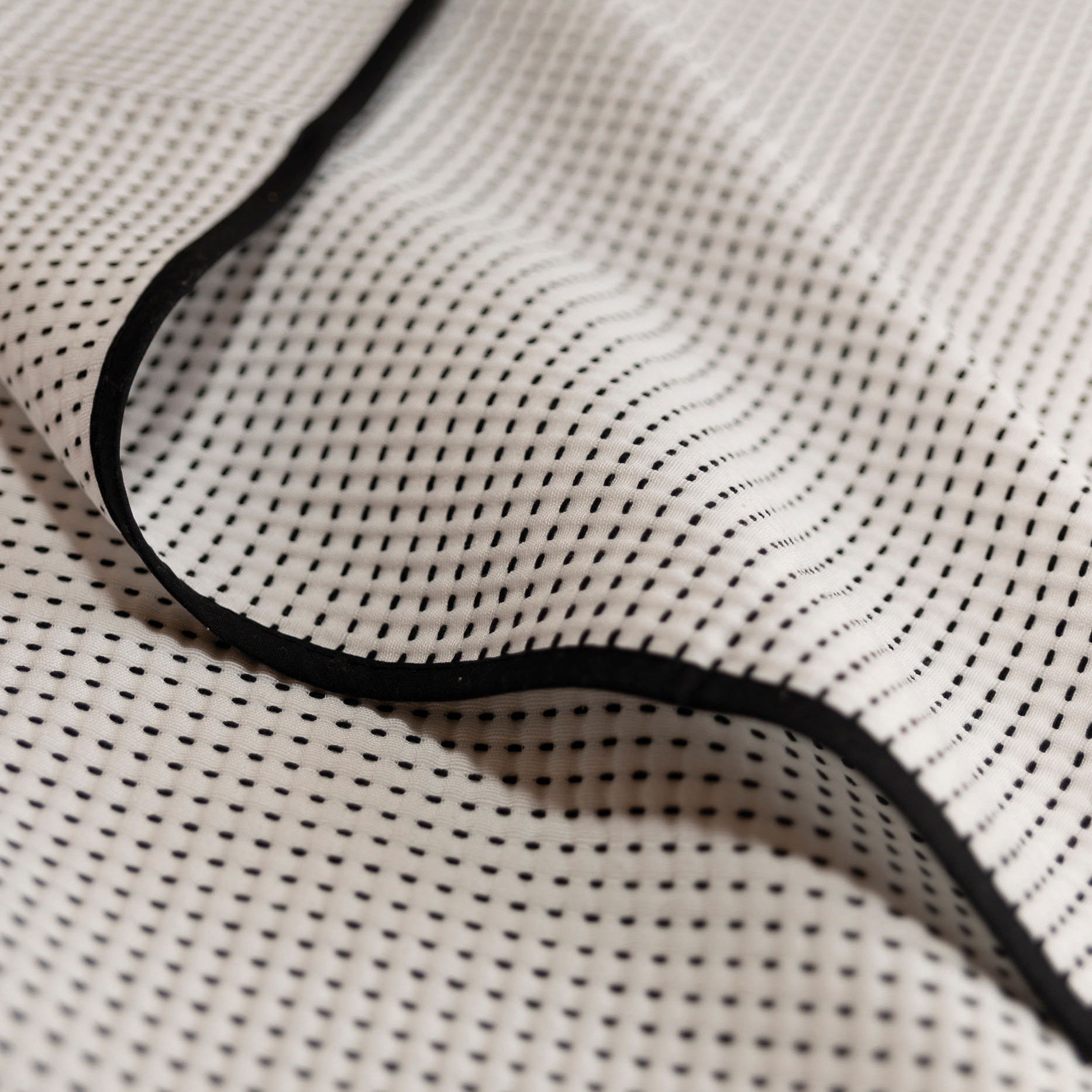 Naturals - Colcha Bouti - 50% Algodón - 50% Poliéster - Jacquard - Alba Negro