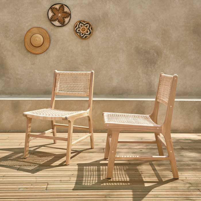 Lot de 2 chaises de jardin Ocara. cannage et bois. L 61 x 51 x 85cm