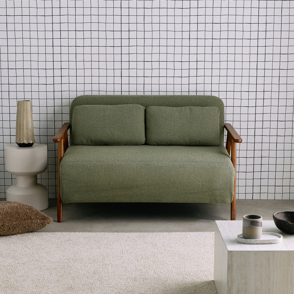 Banquette canapé convertible 2 places bois d'hévéa teinté noyer clair et bouclette texturée SVEN