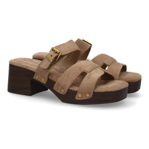 Sandalia pala mujer tacón ancho con tachuelas