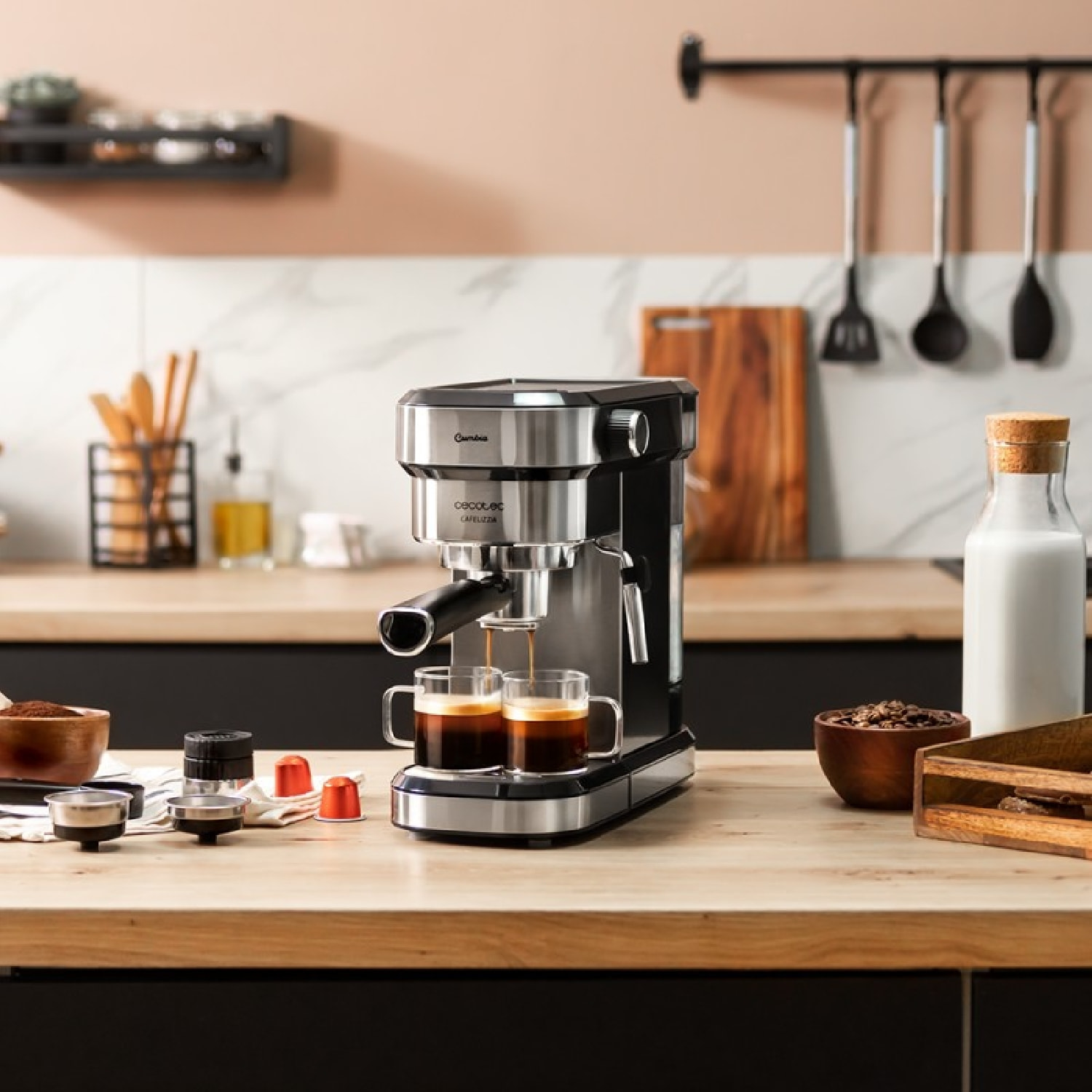 Cecotec Machine à café expresso Cafelizzia 790 Steel Duo