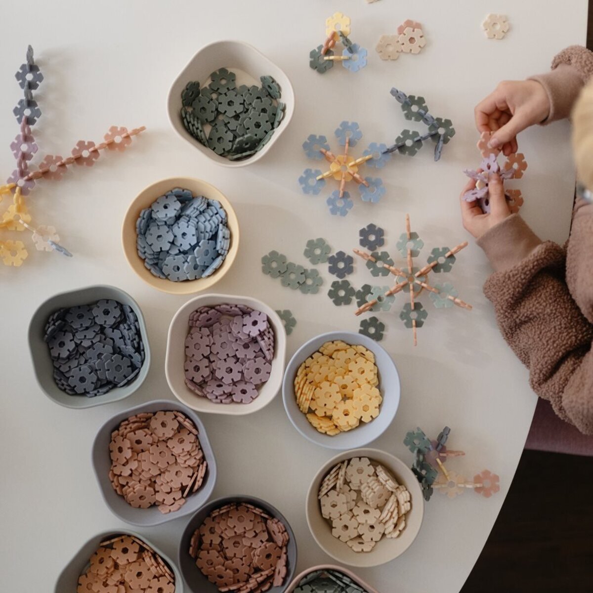 Mushie Jgo.Construcción Hex Connect Solid