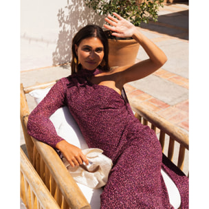 Vestido midi asimétrico con capa