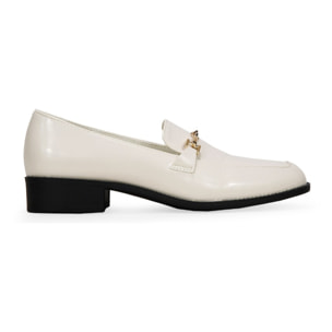 Mocasines beige planos