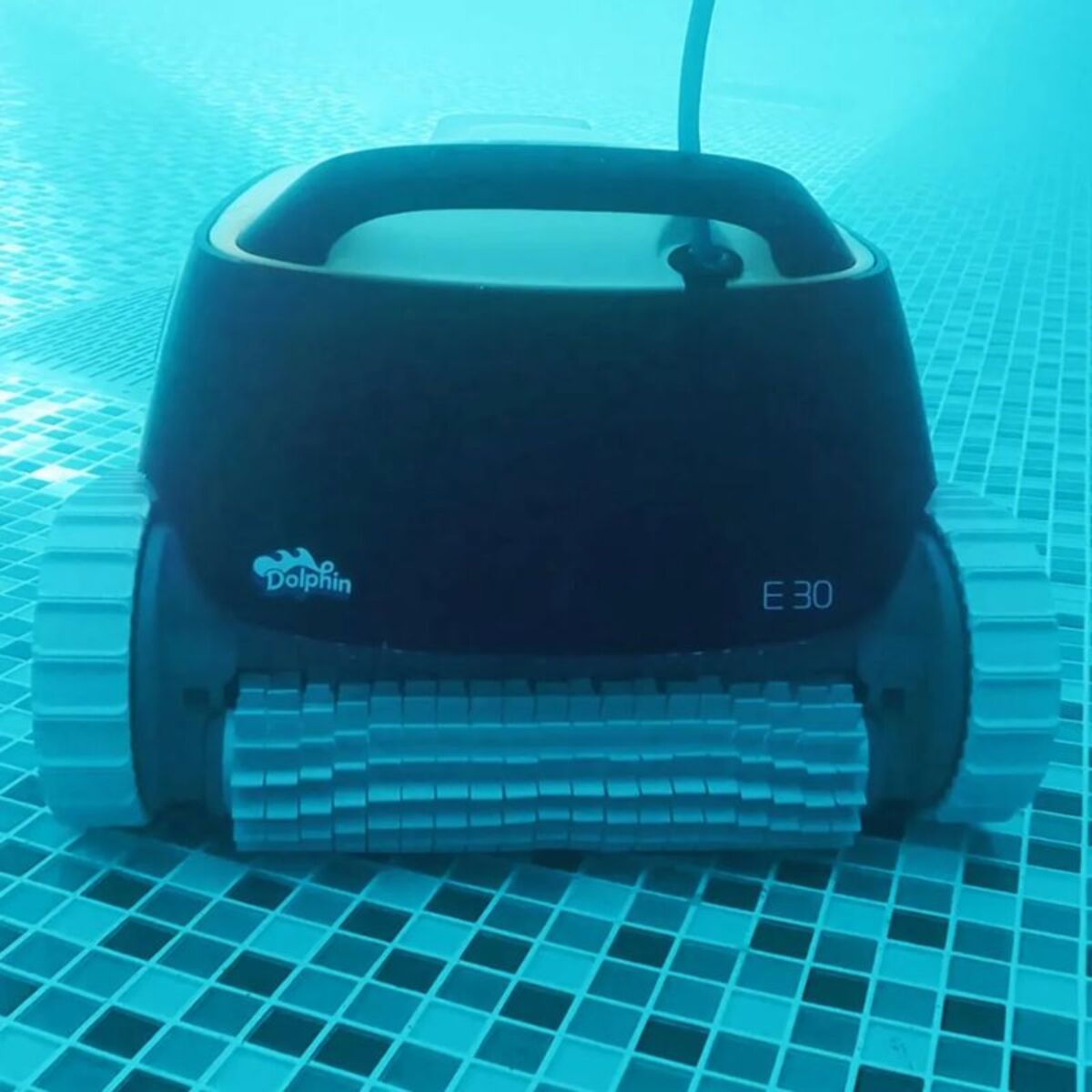 Robot piscine DOLPHIN E30 filaire - fond, parois, ligne d'eau - panier filtrant multicouche