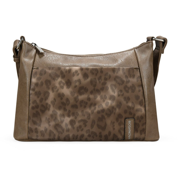 Bolso bandolera marrón con bolsillo con grabado de leopardo