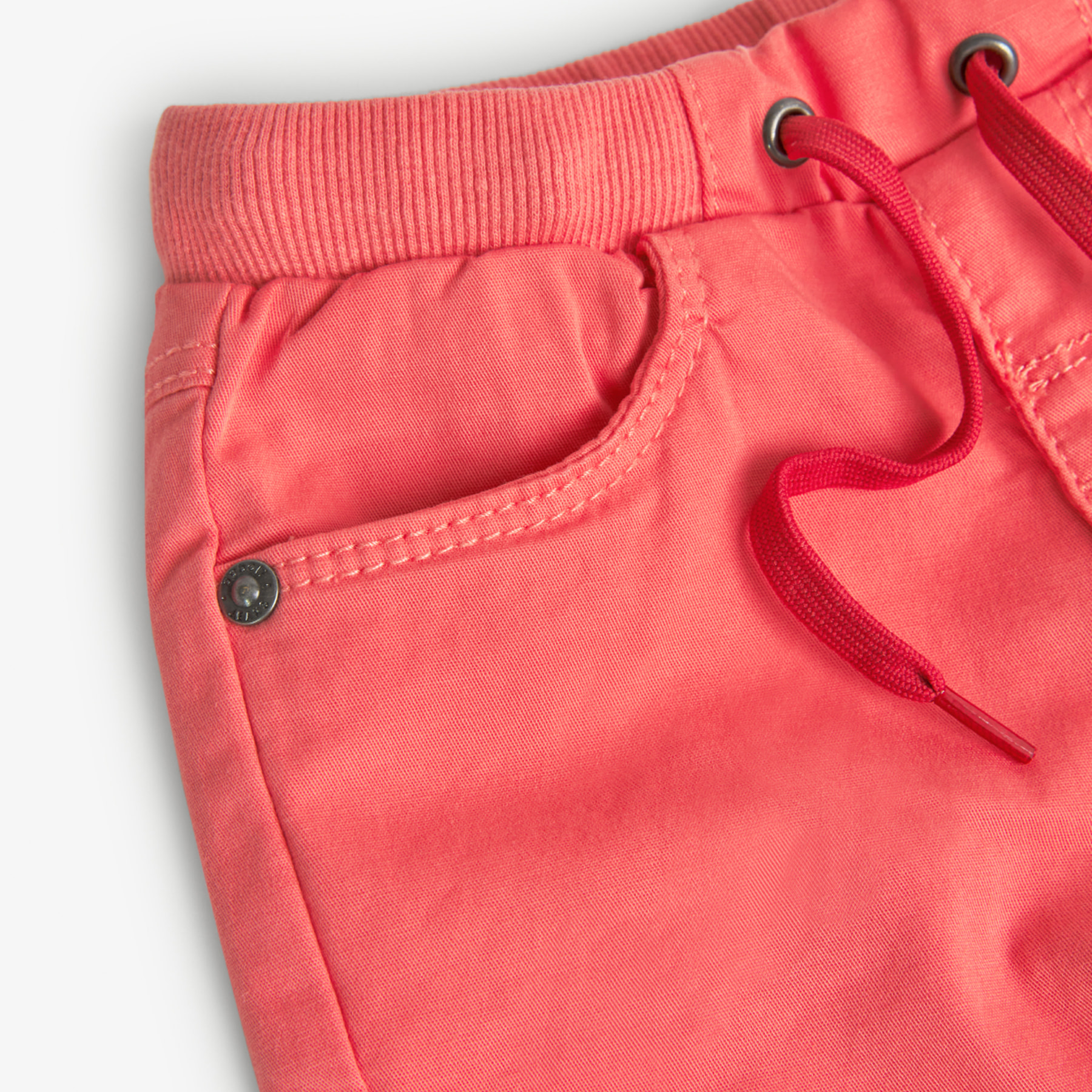 Bermudas para niÃ±o en algodÃ³n liso de color rojo, Camiseta