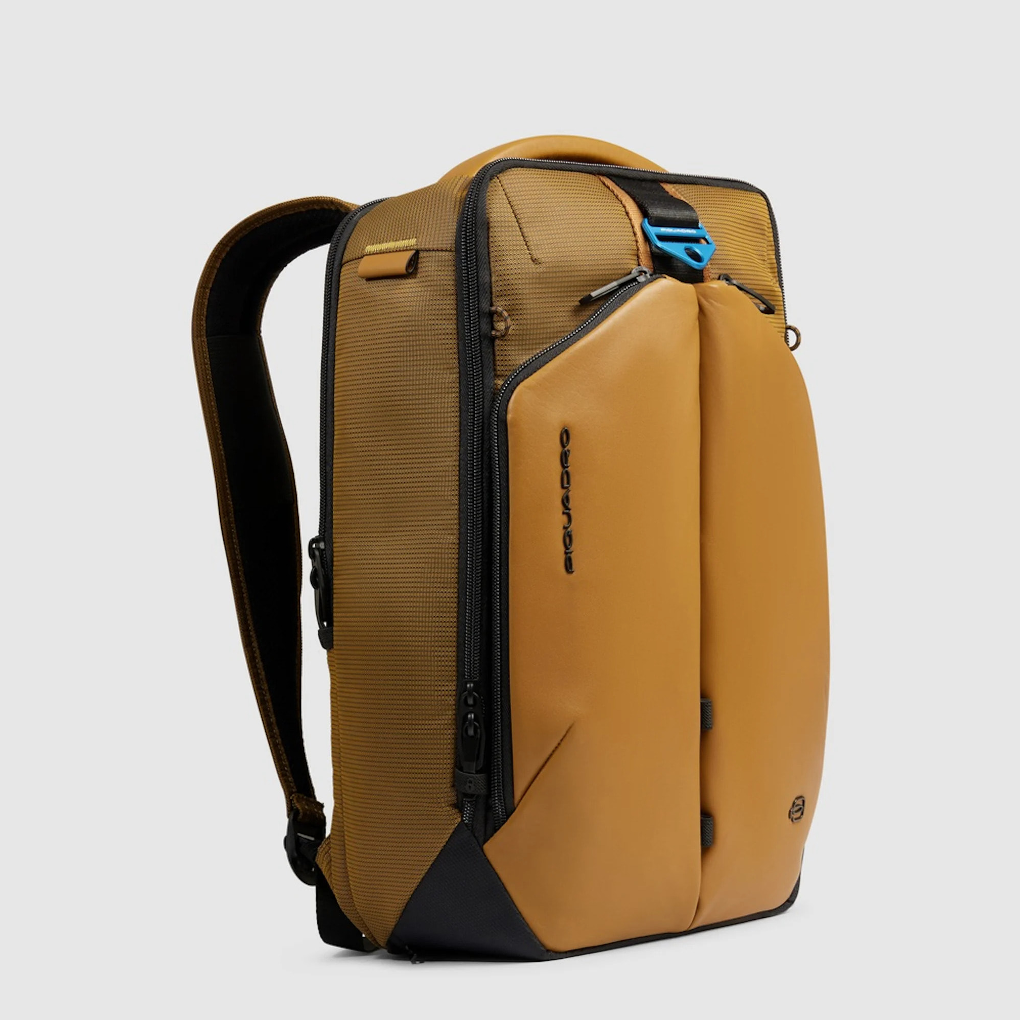 Piquadro Zaino porta pc e iPad® in tessuto riciclato e materiale bio-based con protezioni antiurto e RFID