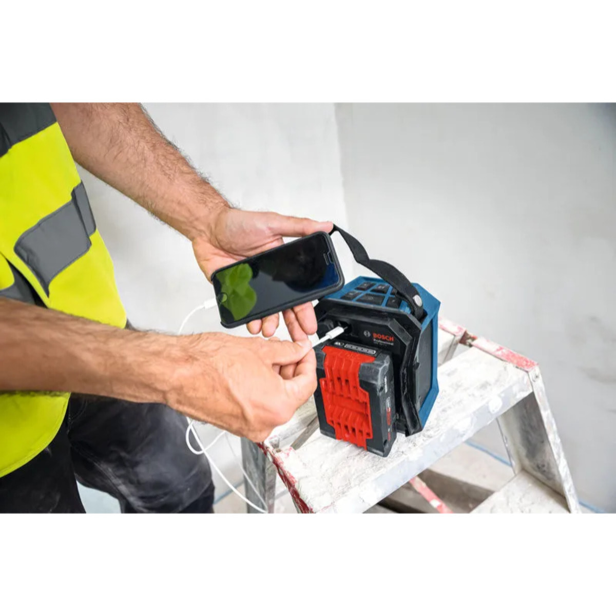 Enceinte Bluetooth GPB 18V-1 C Professional + Couvercle de batterie - BOSCH - 06014A7001