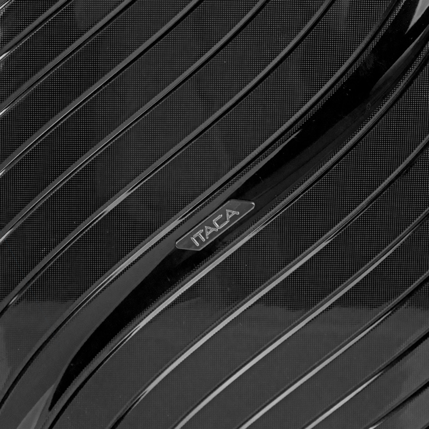 Juego De Maletas Rígidas Pp Itaca Danubio Negro