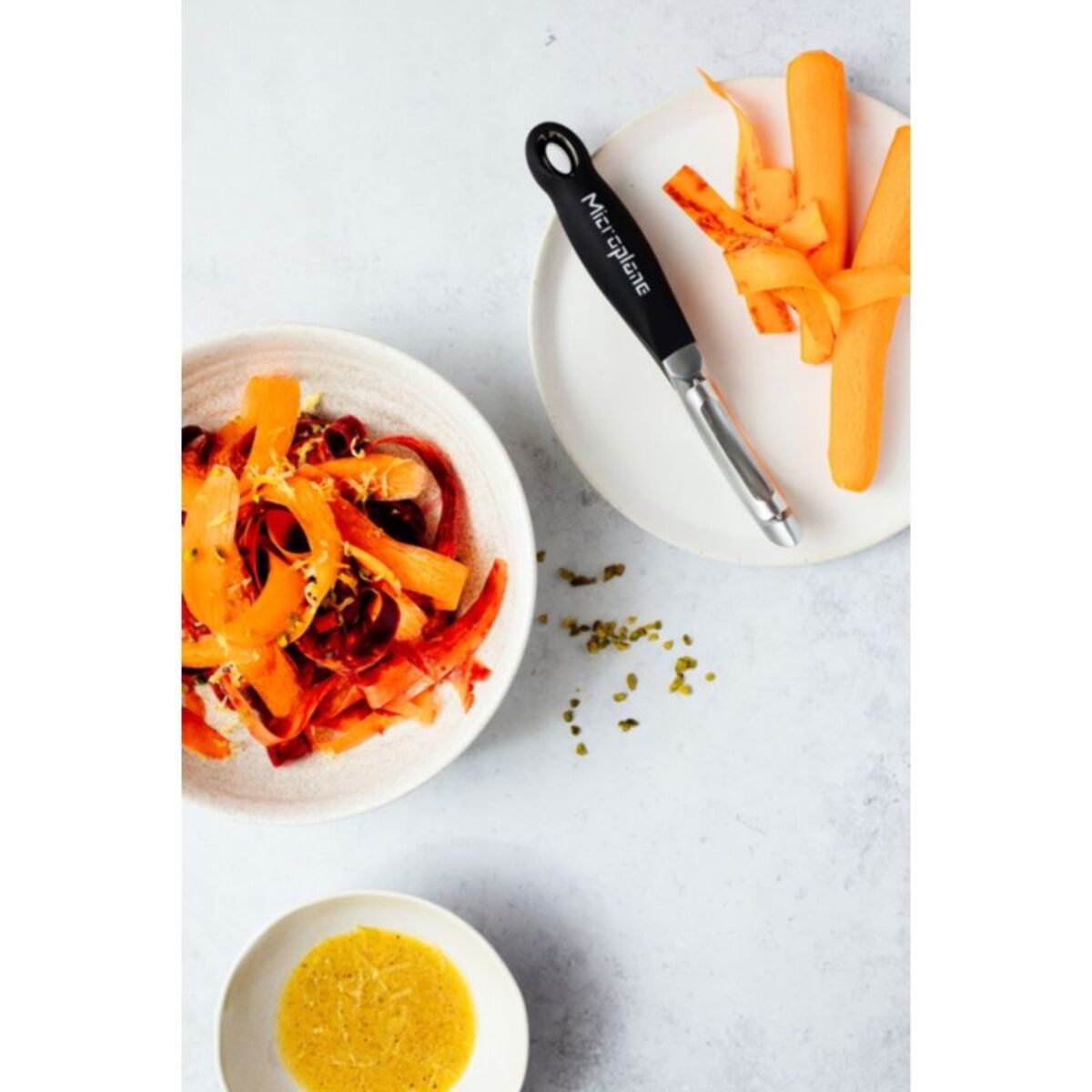 Eplucheur MICROPLANE à lame pivotante