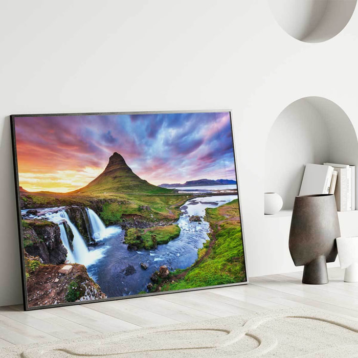 Affiche encadrée montagne islandaise et cascade Affiche + cadre en métal - Noir