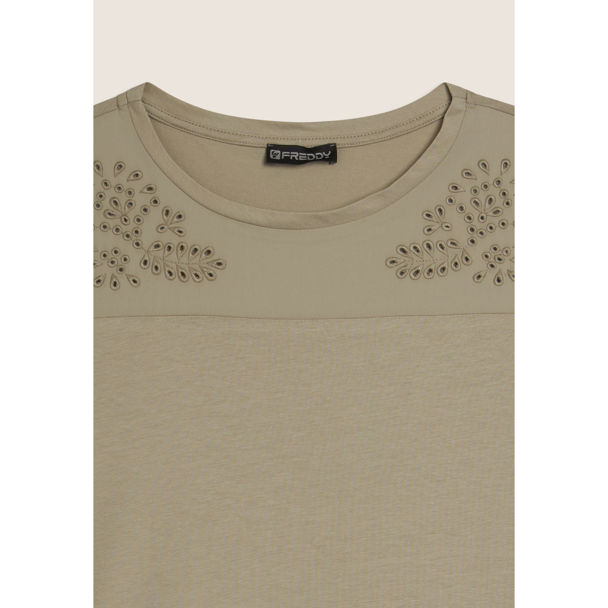 T-shirt in Jersey con Ricami Floreali