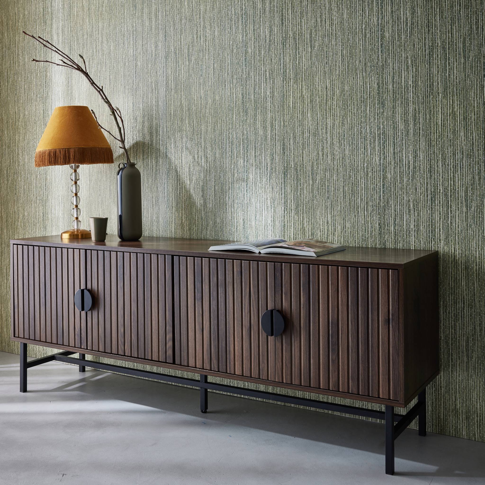 Meuble TV. Bazalt. quatre portes. deux étagères. L 157.5 x l 39 x H 60cm