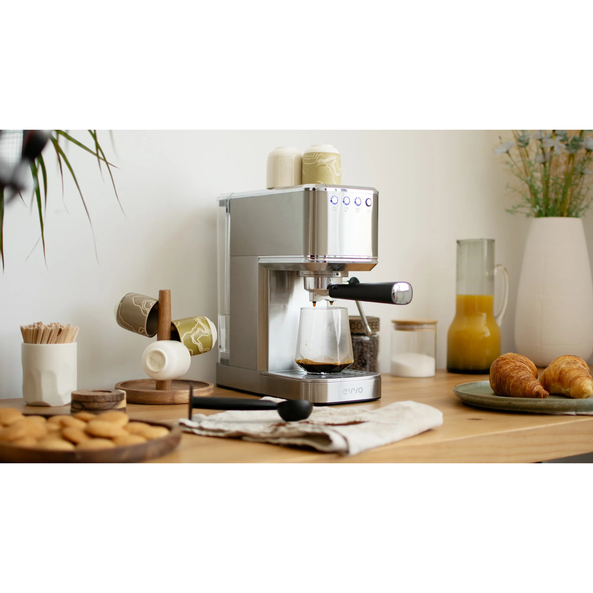 EVVO Cafetera Express Intensa 20. cuerpo de acero. 20 bares de presion. Espressos y Capuccinos. 1350W. Doble salida. portafiltros. Depósito de 1.5 l