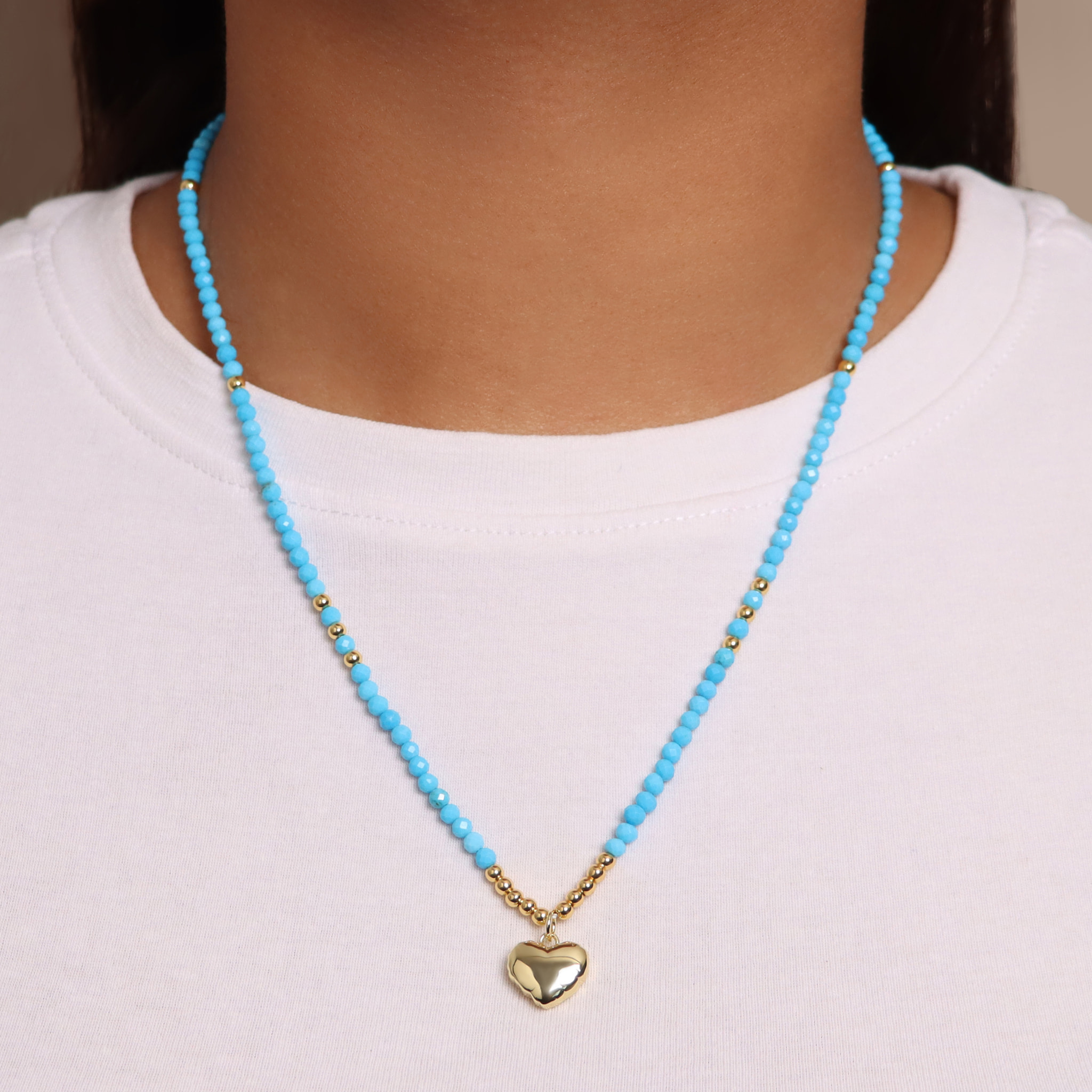 Collana con Bead Lucide, Agata Blu e Ciondolo Cuore Martellato