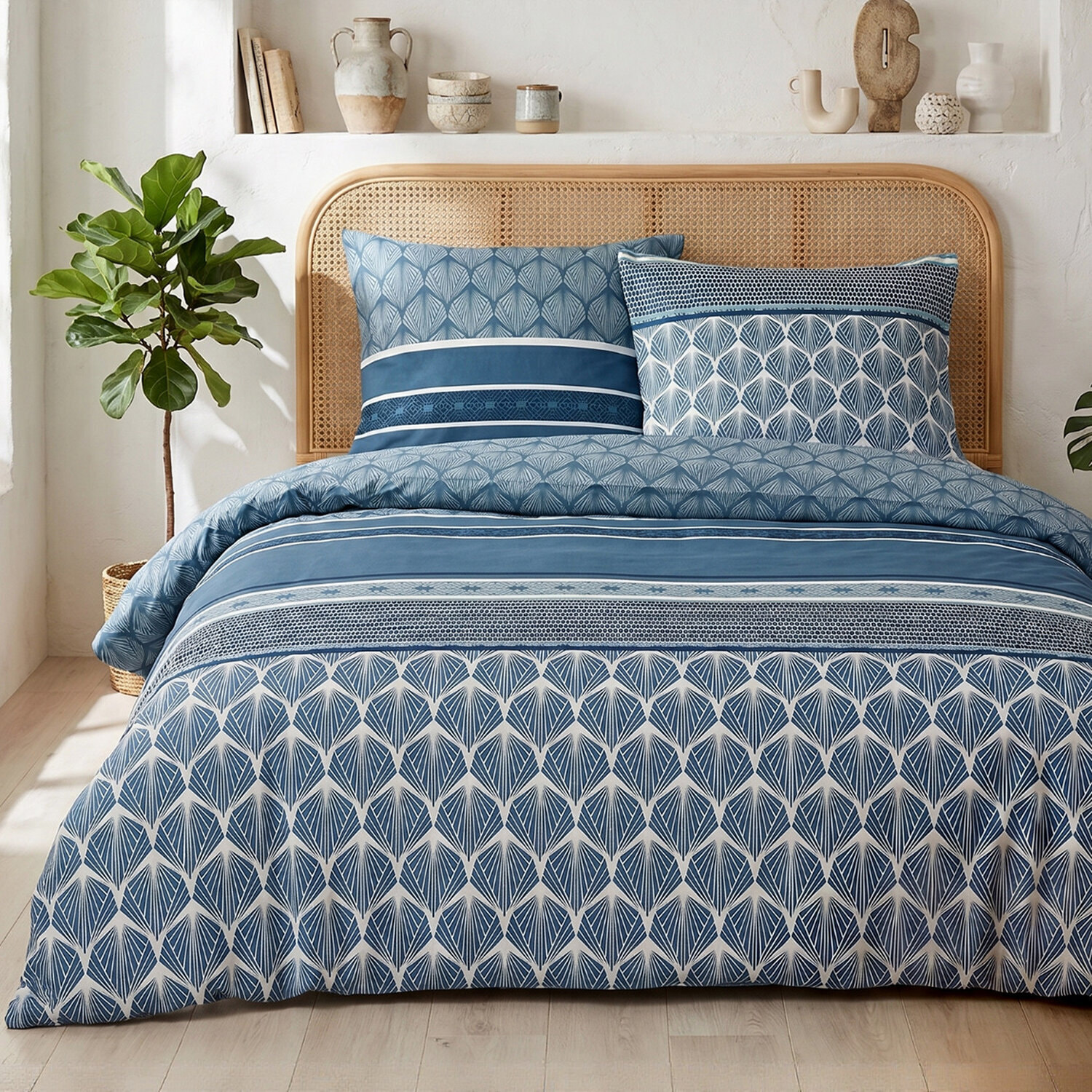 Parure housse de couette 260x240 cm imprimée contemporain bleu + 2 taies 100% Coton - OASILIS