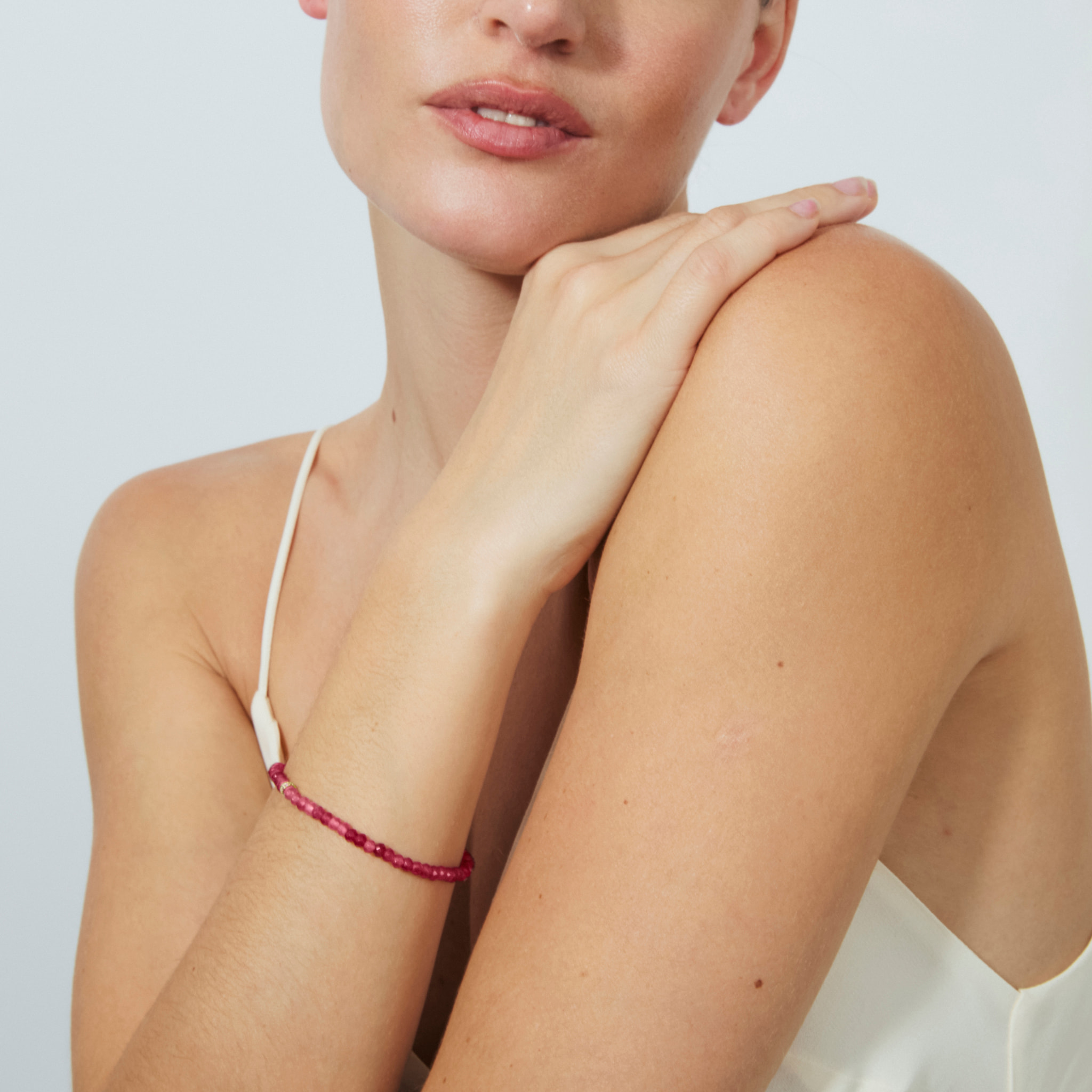 Pulsera Aming acabado oro amarillo 18k