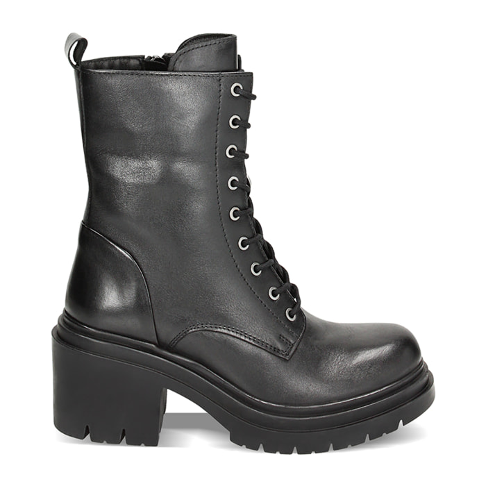 Anfibi neri in pelle, tacco 5 cm
