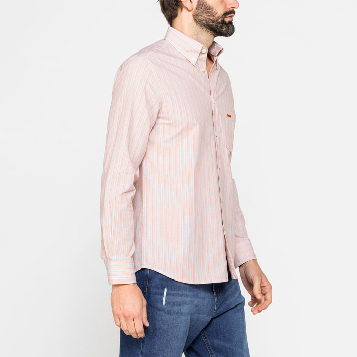 CAMICIA BUTTON-DOWN CON MANICA LUNGA E TASCHINO