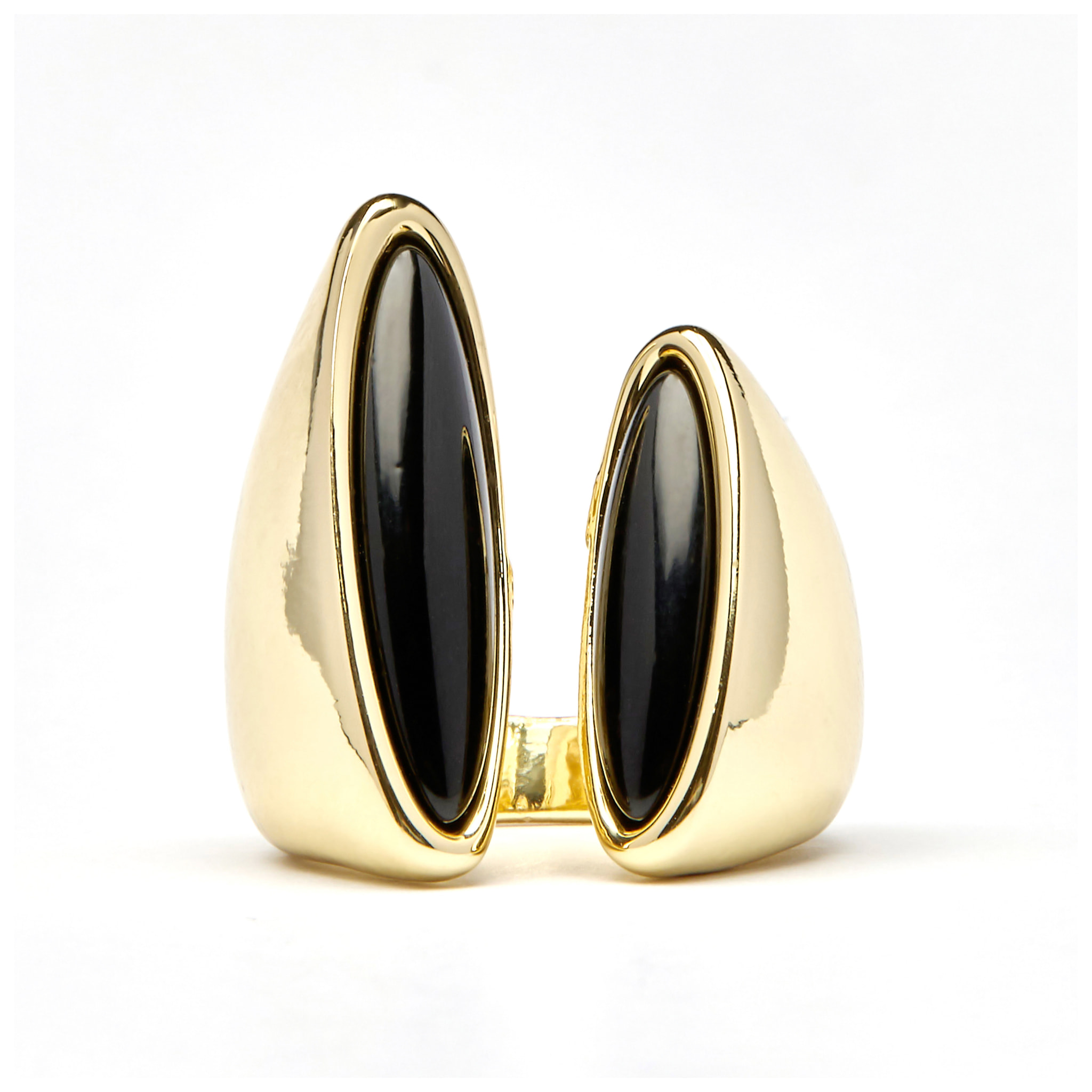 Anillo con Resina Negra acabado oro 18k