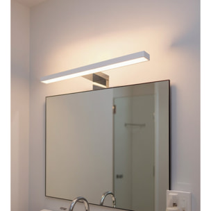 Applique LED 45 cm Da 7 Watt in ABS Cromato Luce Fredda 6000K IP44 Installazione su Bordo Specchio Illuminazione Uniforme Anti Riflesso Per Bagno Moderno e Zona Lavabo Design Elegante Argento