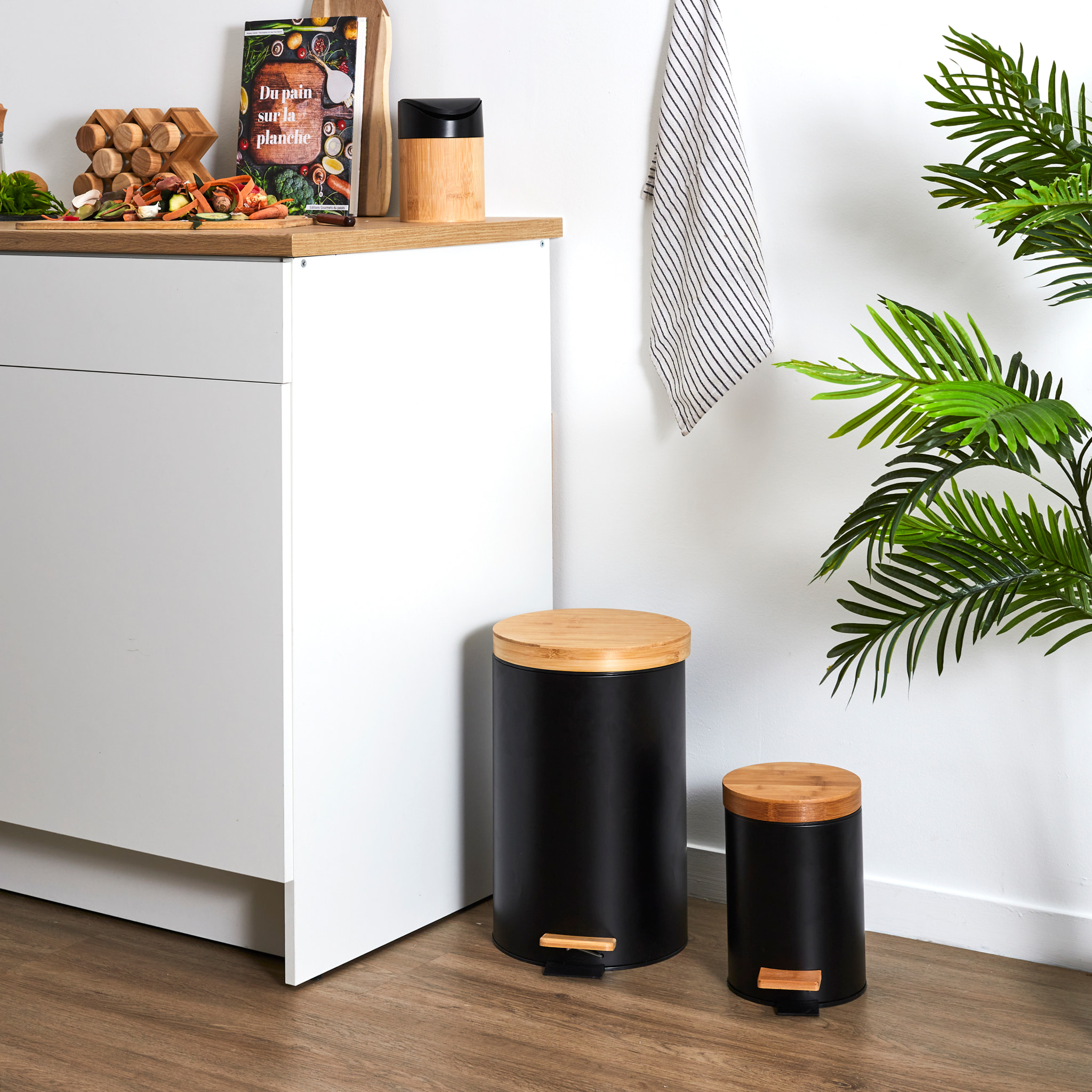 Poubelle A Pedale Metal Et Bambou Noir X2