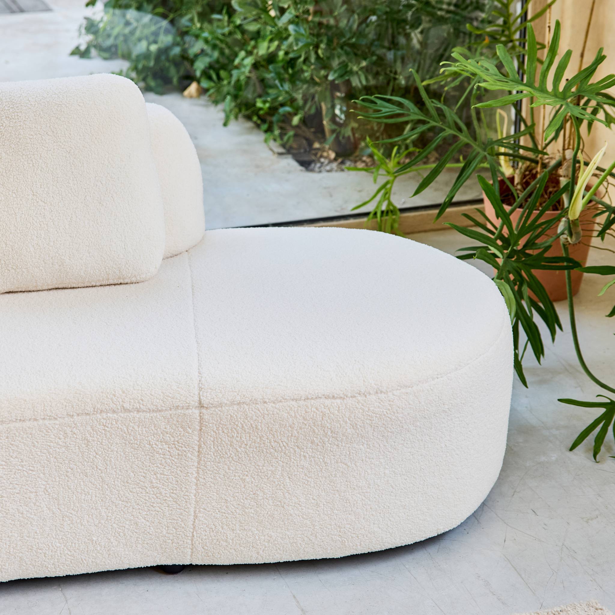 Canapé virgule organique droite 2-3 places bouclette crème L 171 x P 93 x H 68cm - Wave