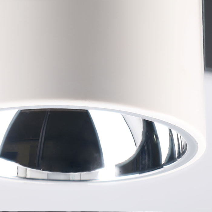 LedsC4 - Tira LED Potente para Interiores, 4520 Lúmenes, Luz Cálida 3000K, Bajo Voltaje 24VDC, Diseño Extrafino 8mm, Ideal para Decoración y Funcionalidad, 5 Metros