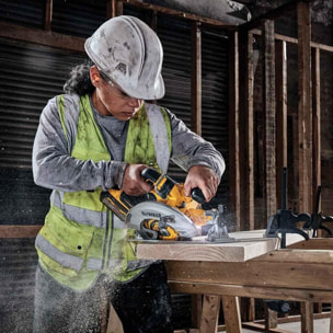 Scie circulaire 18V/54V XR FlexVolt ADVANTAGE Ø190 mm - DEWALT - sans batterie, ni chargeur - TSTAK - DCS573NT-XJ