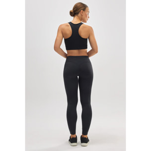 Reggiseno sportivo nero con schiena incrociata