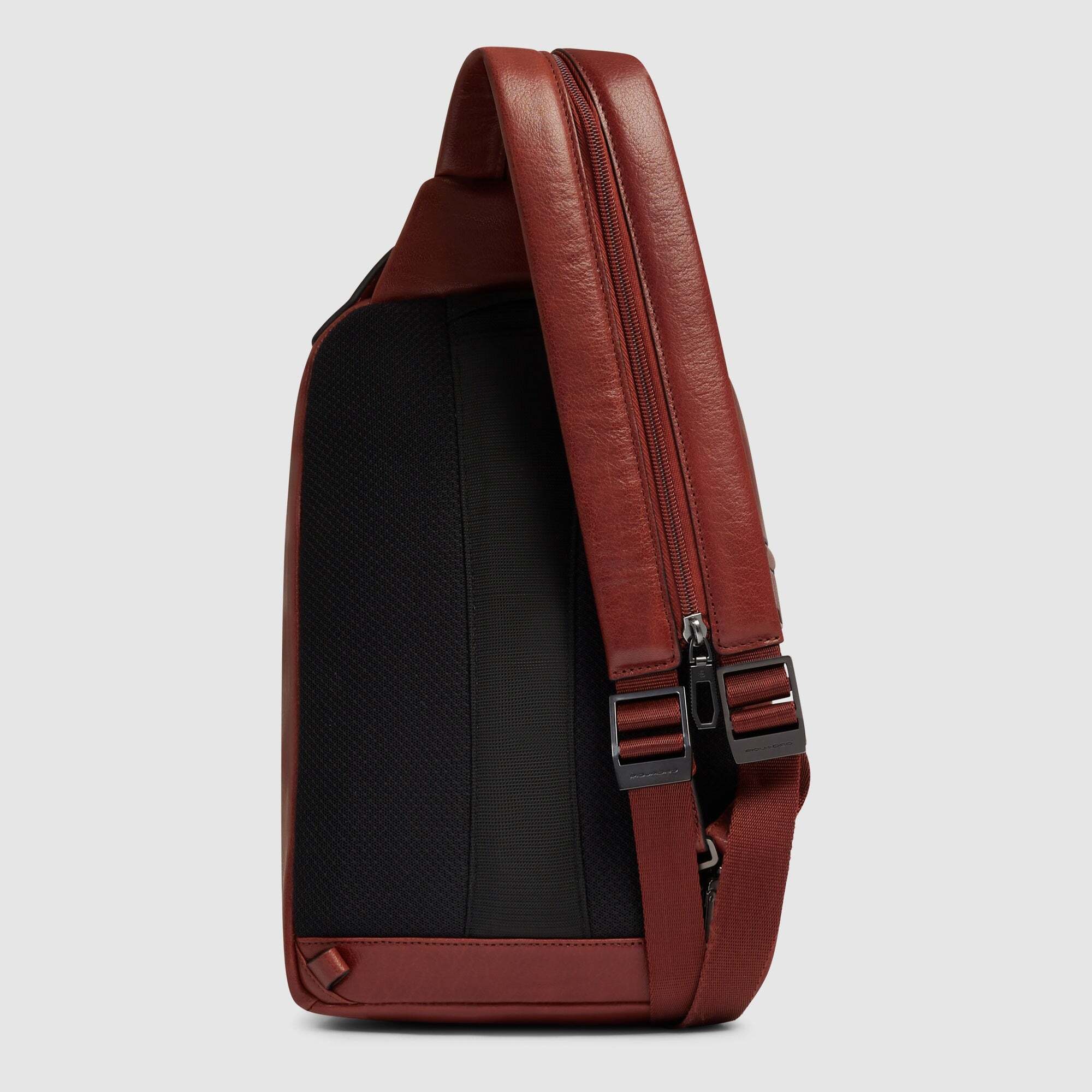 Piquadro Zaino monospalla uomo personalizzabile