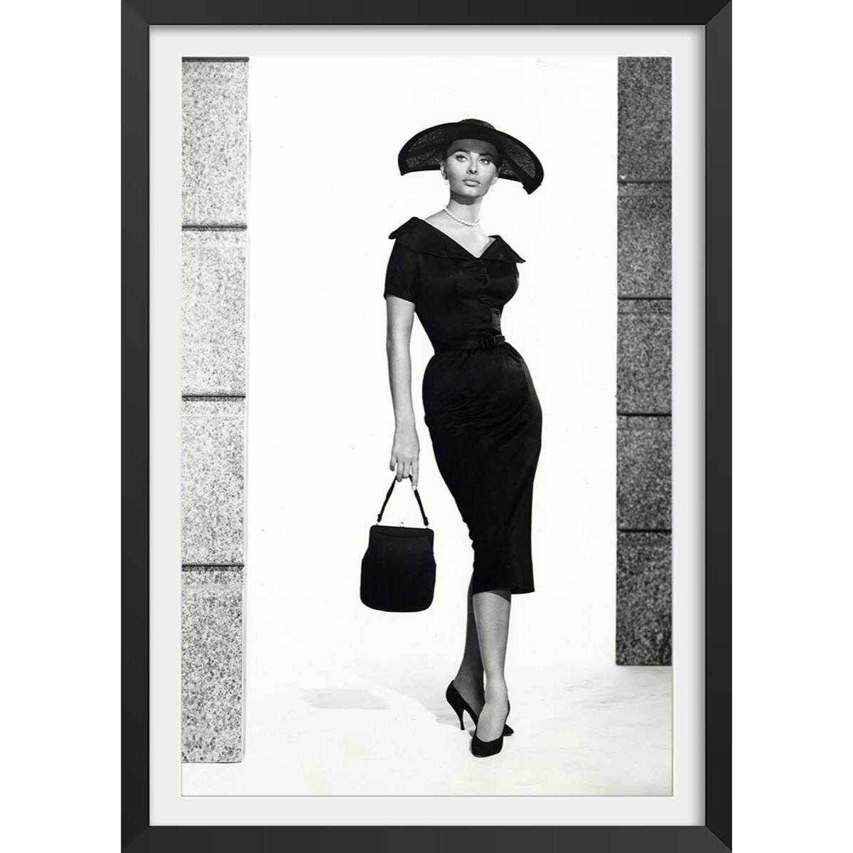 Affiche célébrité Sophia Loren, 1957 Affiche sous cadre noir