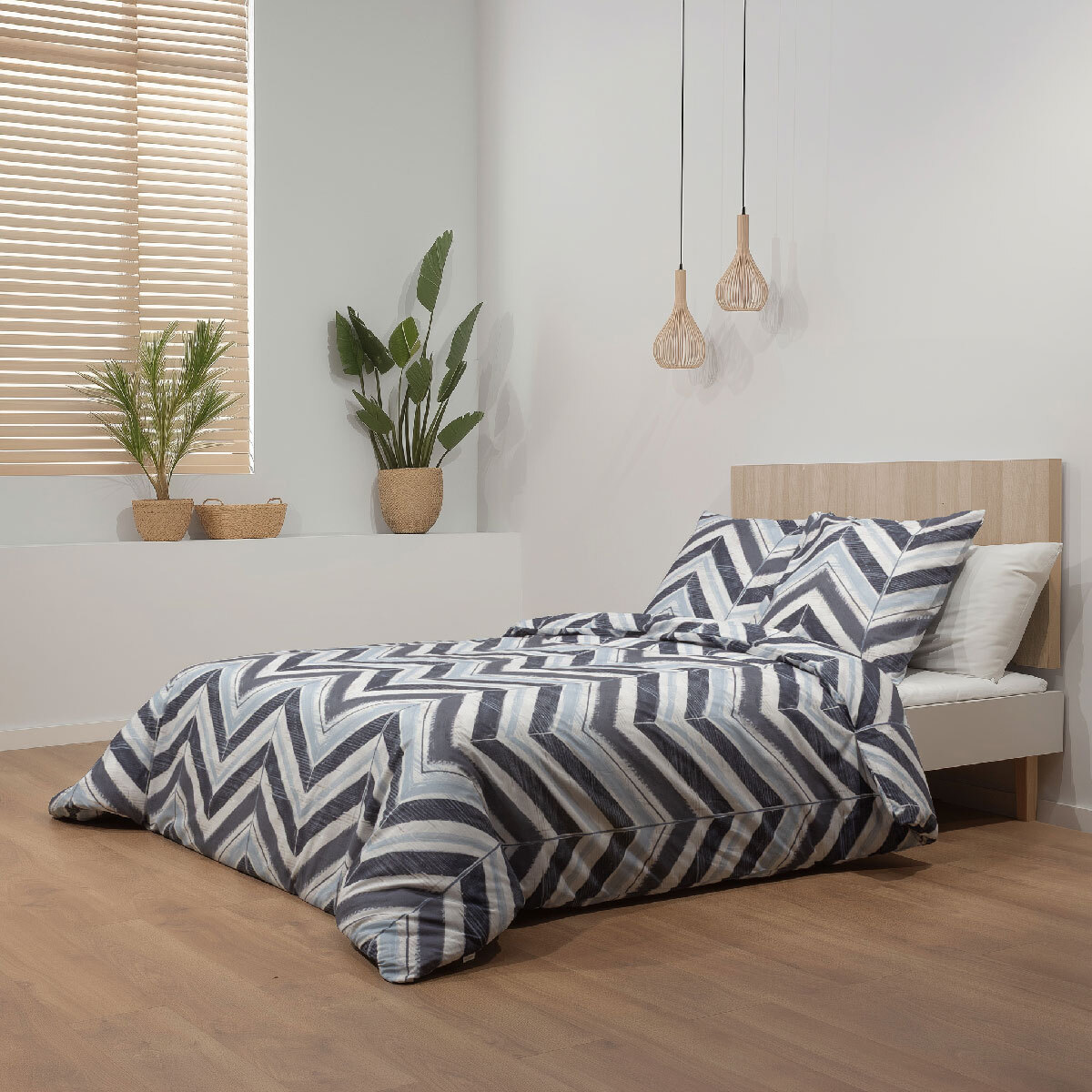 Parure de lit avec housse de couette 240x220 cm + 2 taies d'oreiller 65x65 cm 100% percale de coton - NINA -
