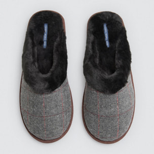 Pantofole a quadri con pelliccia