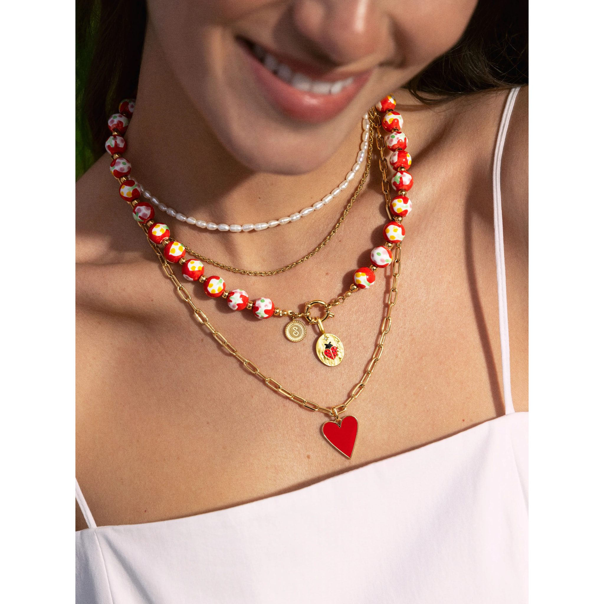 Collar Carmesí Acero Baño Oro