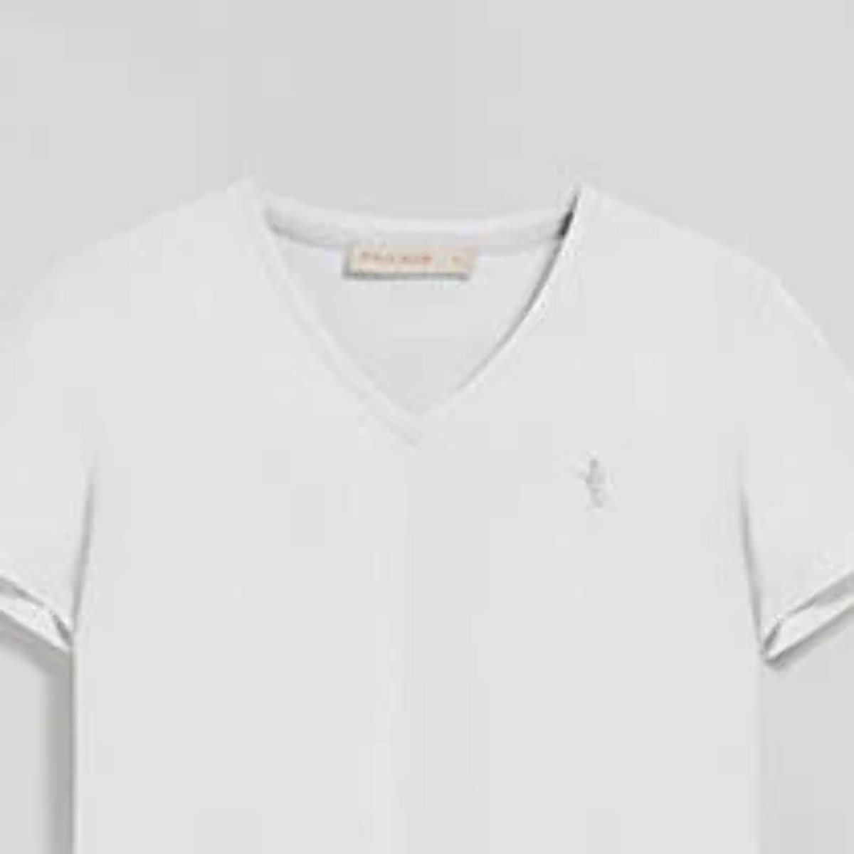 Camiseta blanca de escote en pico y bordado Rigby Best