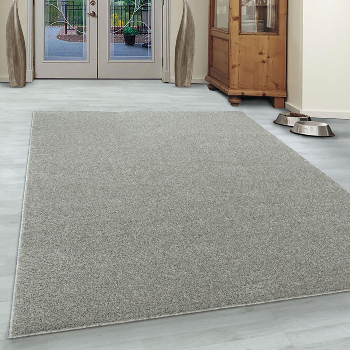 CALIFORNIE - Tapis uni à poils courts Creme