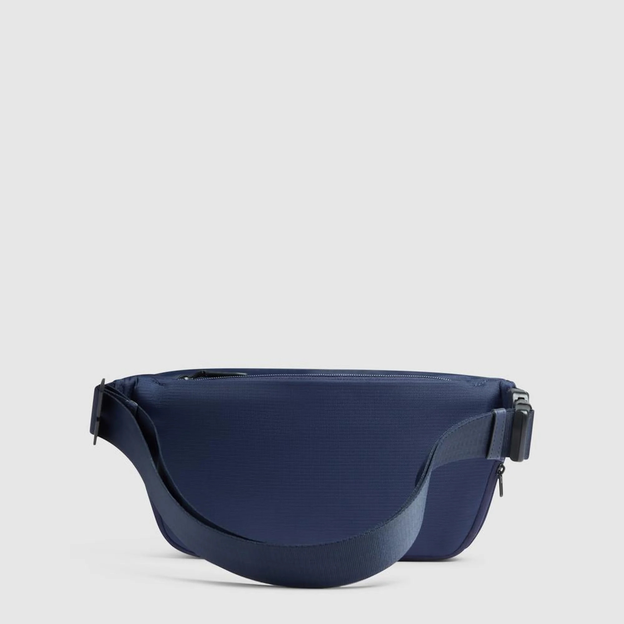 Piquadro Marsupio espandibile in tessuto riciclato e pelle con protezione RFID