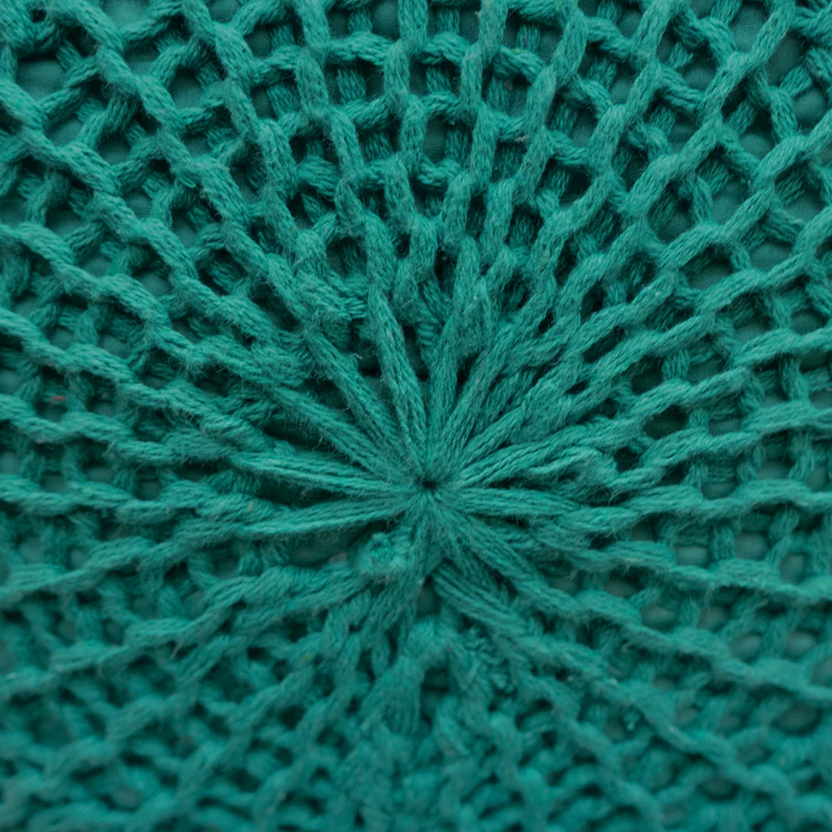 Petit tabouret tricot en coton vert céladon - Lisa