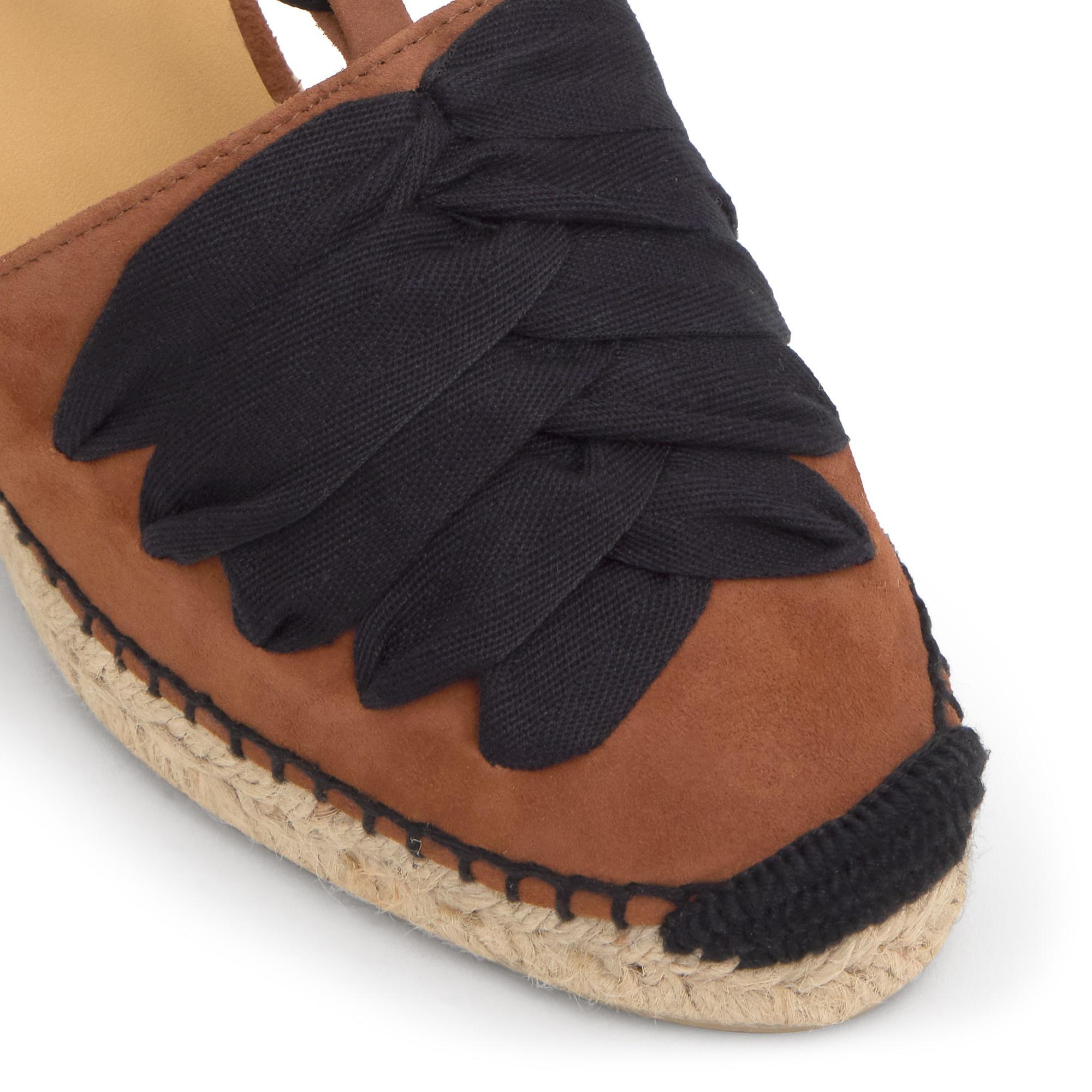 Alpargata embetada Curtis cuña de yute en ante con cintas