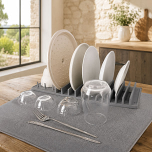 Egouttoir à vaisselle en plastique et tapis